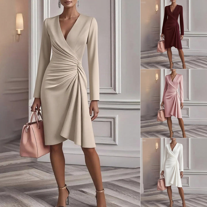 Robe midi femme élégante à col V froncé, parfaite pour soirée, cocktail ou cérémonie.