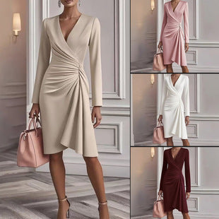 Magnifique robe midi femme élégante à col V froncé. Parfaite pour soirée, cocktail, mariage.