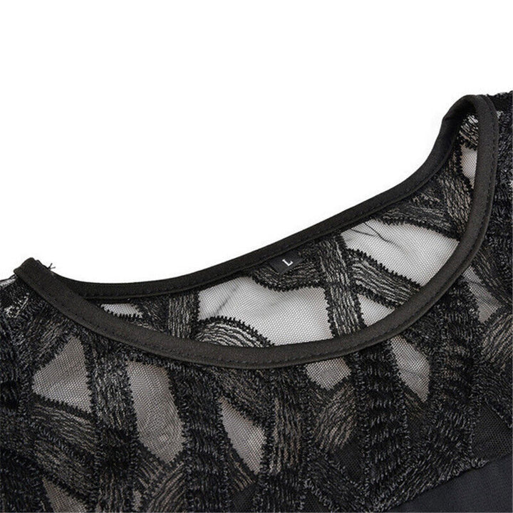 Robe midi de soirée grande taille pour femme, chic et sublimante, parfaite pour cocktails.