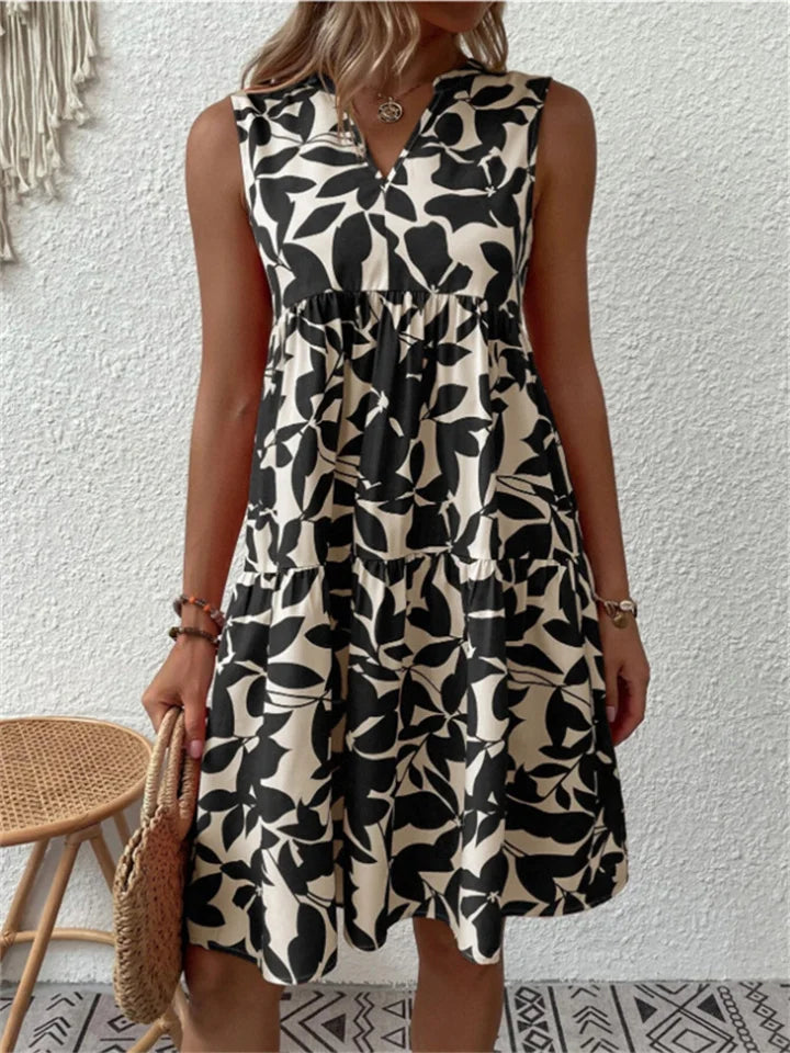 "Robe mini épaules dénudées estivale pour femme, style chic et décontracté, idéale pour l'été."