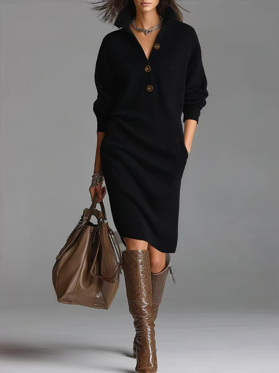Robe pull femme, col V boutonné, manches longues. Design élégant et confortable pour toutes morphologies.