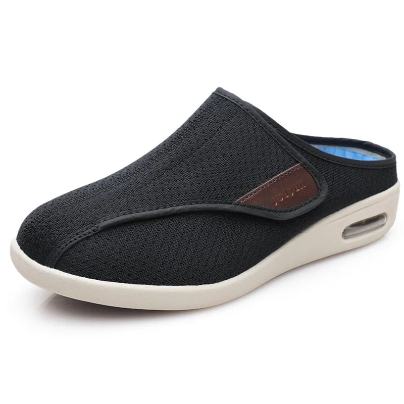 Paire de sabots orthopédiques confortables unisexes, idéaux pour soulager les pieds et soutenir la posture pendant la marche.