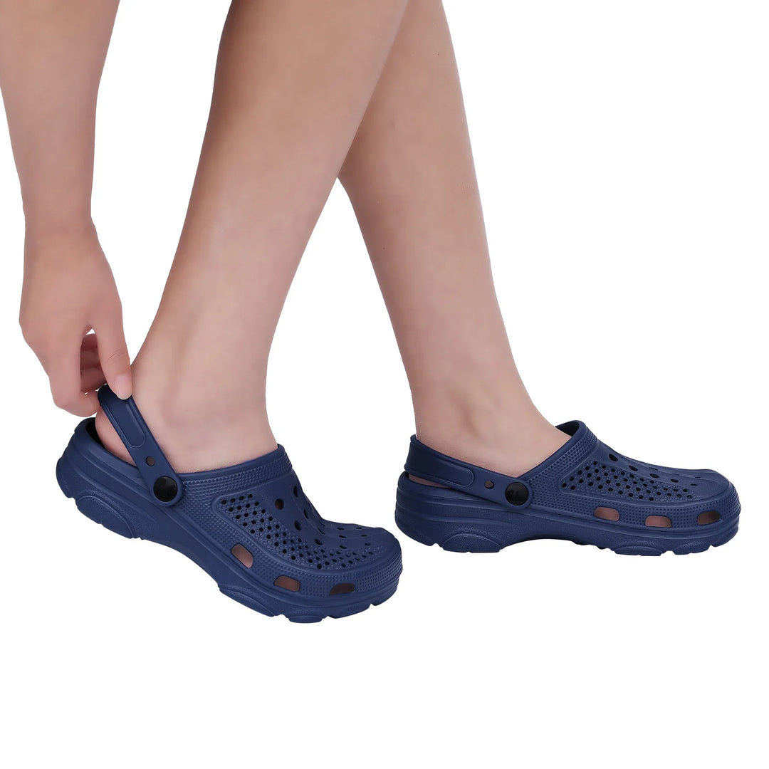 Chaussures sabots décontractées, légères et très respirantes, offrant un soutien confortable pour toute la journée.