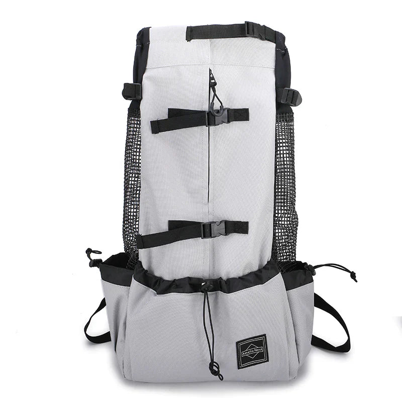 Sac à dos confortable pour chien, transport animal sécurisé. Design ergonomique, matériaux respirants.