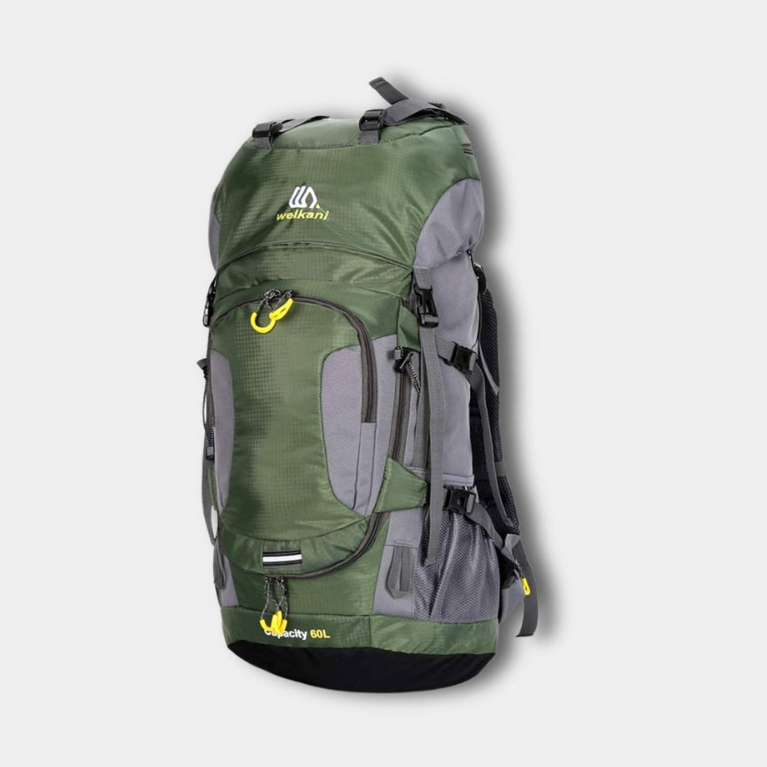 Sac à dos vert AdventurePack étanche, 60L, idéal pour randonnée et aventures, tissu robuste, grande capacité, confortabilités