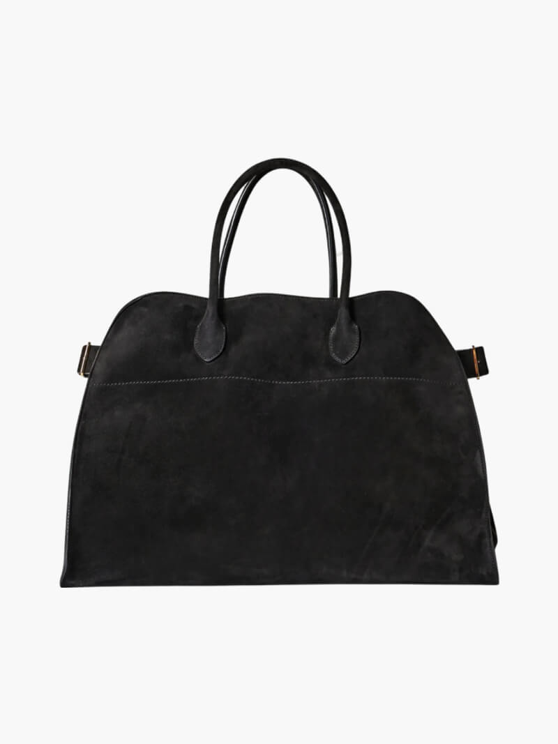 "Sac à main luxe automnal en daim végan, design élégant avec bandoulière ajustable pour femmes."