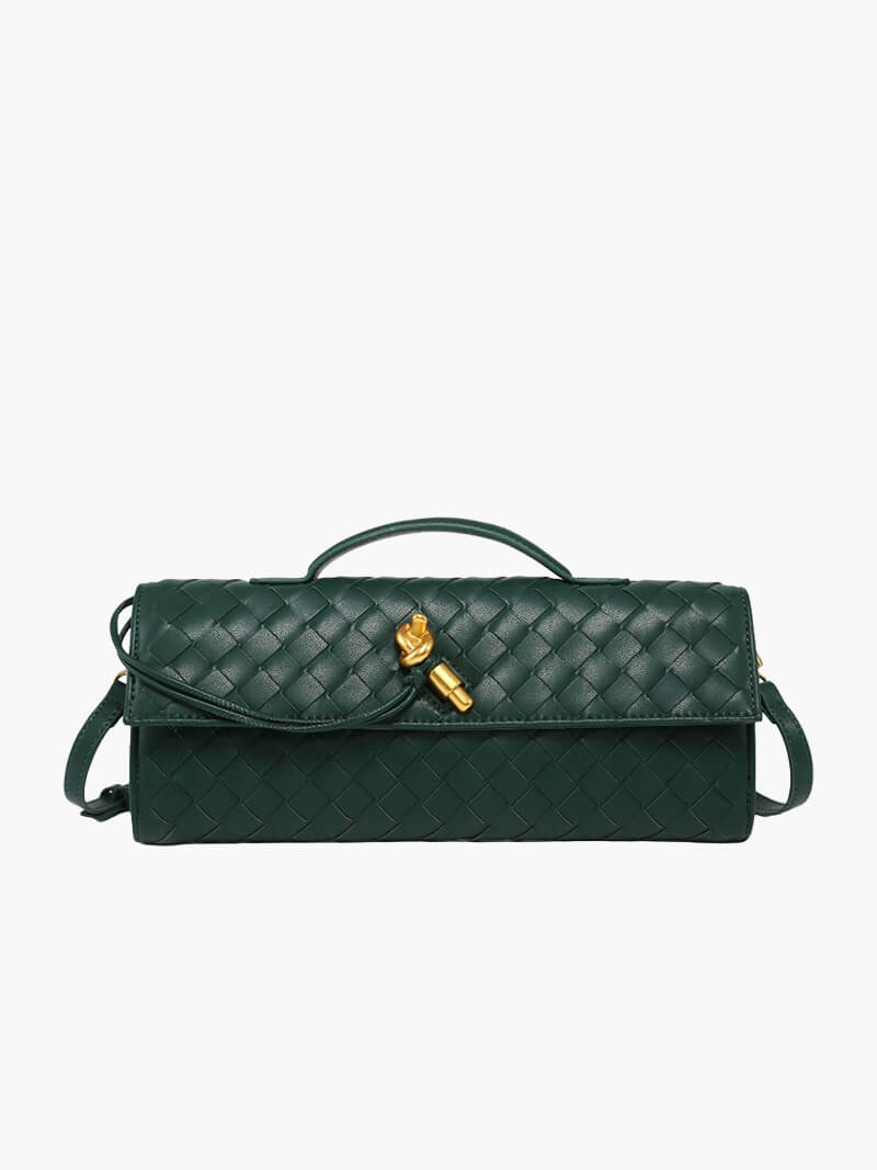"Sac à main vegan tressé, accents dorés, spacieux, élégant, vue complète; parfait pour élévations de style."