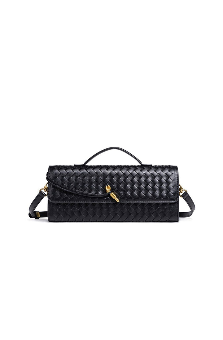 Sac décontracté baguette tressé femme, confortable avec bandoulière réglable, parfait au quotidien.