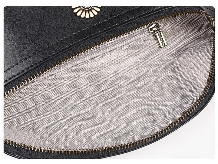 Sac banane femme noir, cuir premium et motifs floraux distinctifs, accessoire de mode