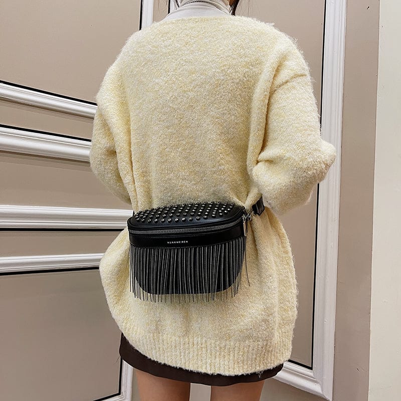 Sac banane femme en cuir PU noir, un sac à main polyvalent et très confortable.