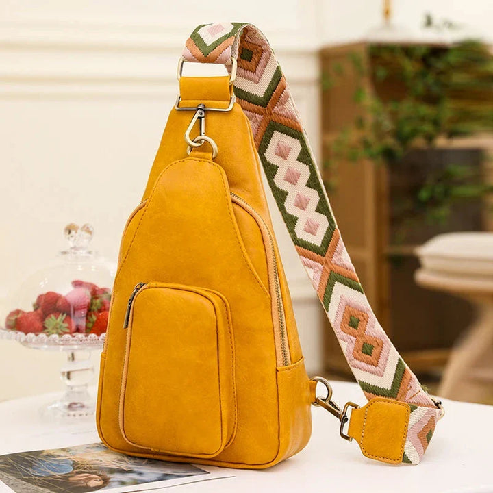 Sac banane femme en cuir PU, vue de dos, montrant la poche arrière zippée pour objets de valeur