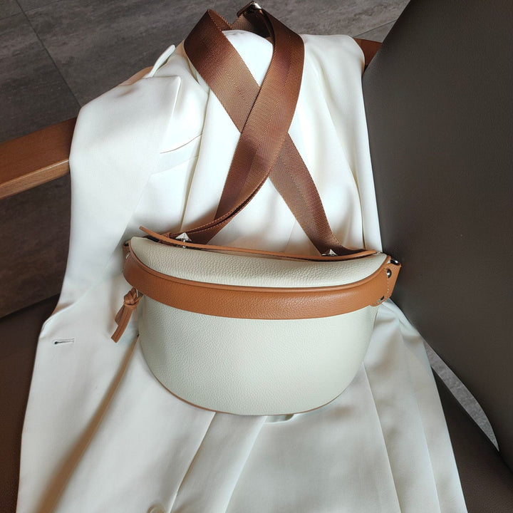 Sac banane femme en cuir véritable Catalina, couleur intemporelle, idéal pour un look moderne et chic.