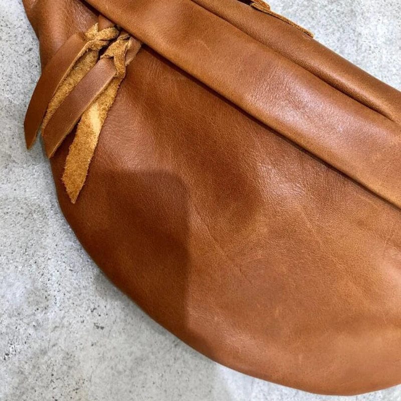 Sac banane en cuir marron pour femme, avec fermeture éclair dorée, accessoire de mode