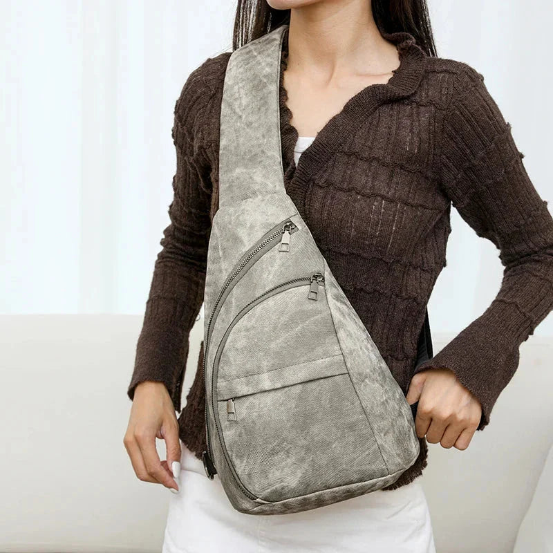 Sac banane femme chic, blanc cassé en cuir PU, design minimaliste et touche vintage subtile