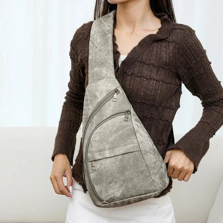 Sac banane femme chic, blanc cassé en cuir PU, design minimaliste et touche vintage subtile