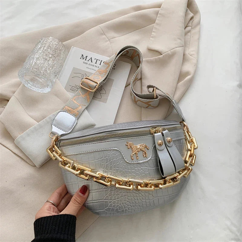 Sac banane femme noir, cuir PU, chaîne dorée, un accessoire chic pour toutes les occasions.