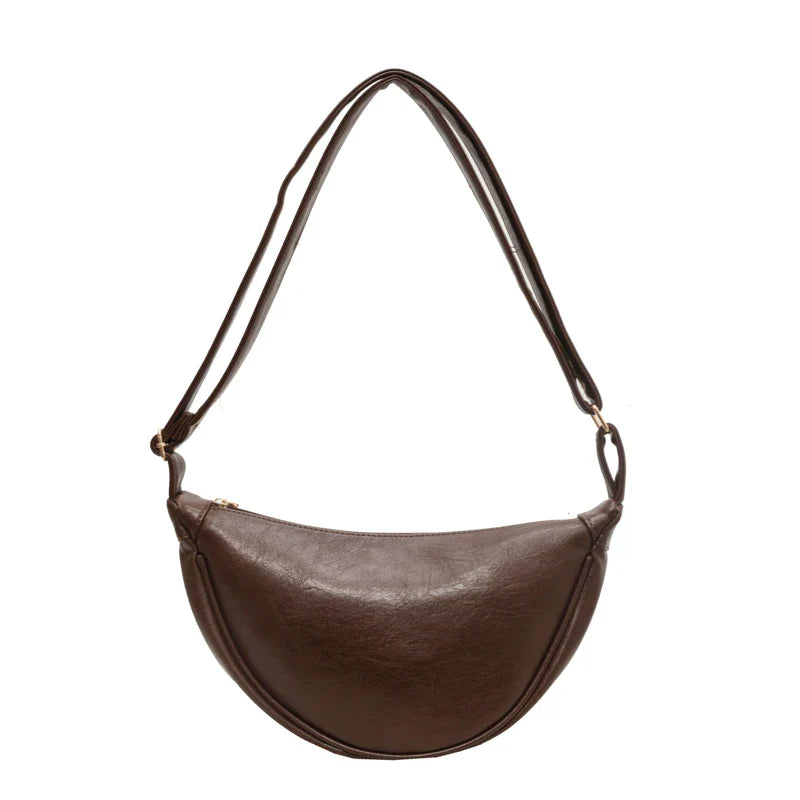 Sac banane chic femme tendance en similicuir marron, idéal pour toutes les occasions