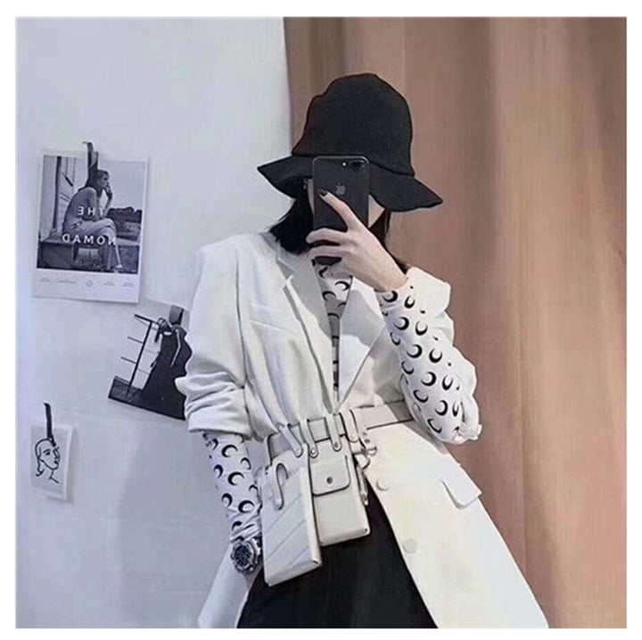 Sac banane en cuir PU Marianna avec boucles dorées, un accessoire féminin et tendance