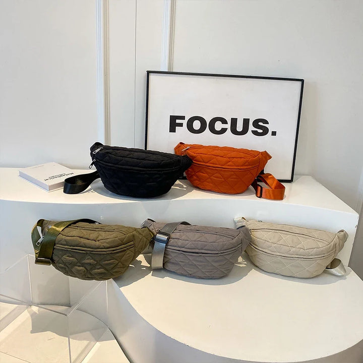 Accessoire pratique : sac banane femme matelassé en nylon, parfait pour vos déplacements en ville.