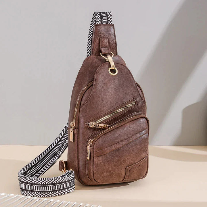 Accessoire de mode: sac banane noir pour femme, cuir PU, look vintage, pratique et stylé