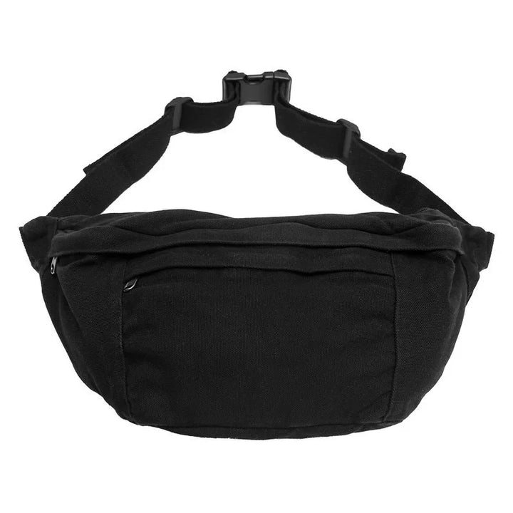 Tendance mode femme: sac banane XXL en tissu pour un look décontracté chic.