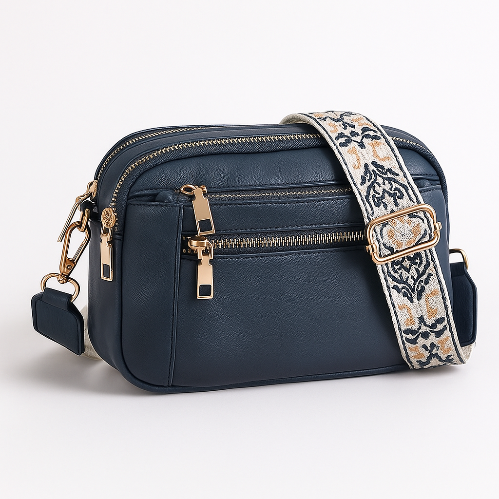 Élégant sac à bandoulière gris pour femme, style bohème chic. Parfait pour ajouter une touche moderne au quotidien.