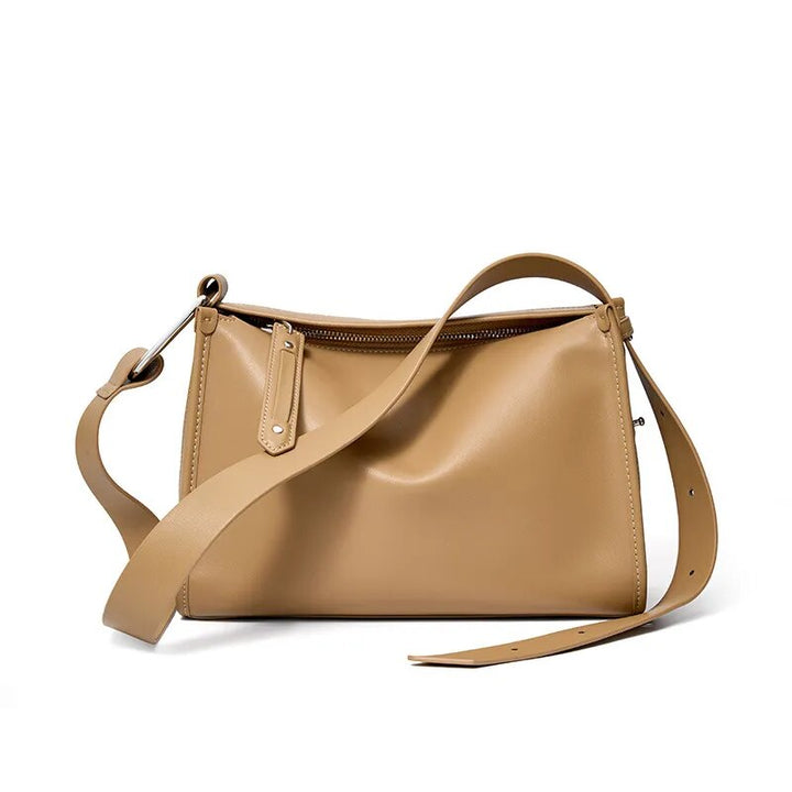 Accessoire de mode: sac bandoulière femme en cuir, teinte camel clair, neuf.