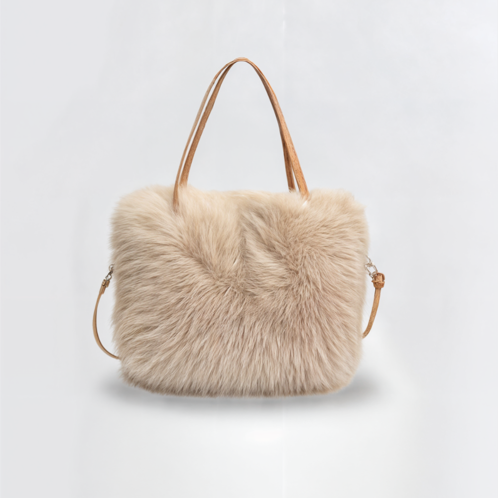 Sac à bandoulière femme en peluche beige, fausse fourrure élégante pour l'hiver, parfait sac à main de jour.