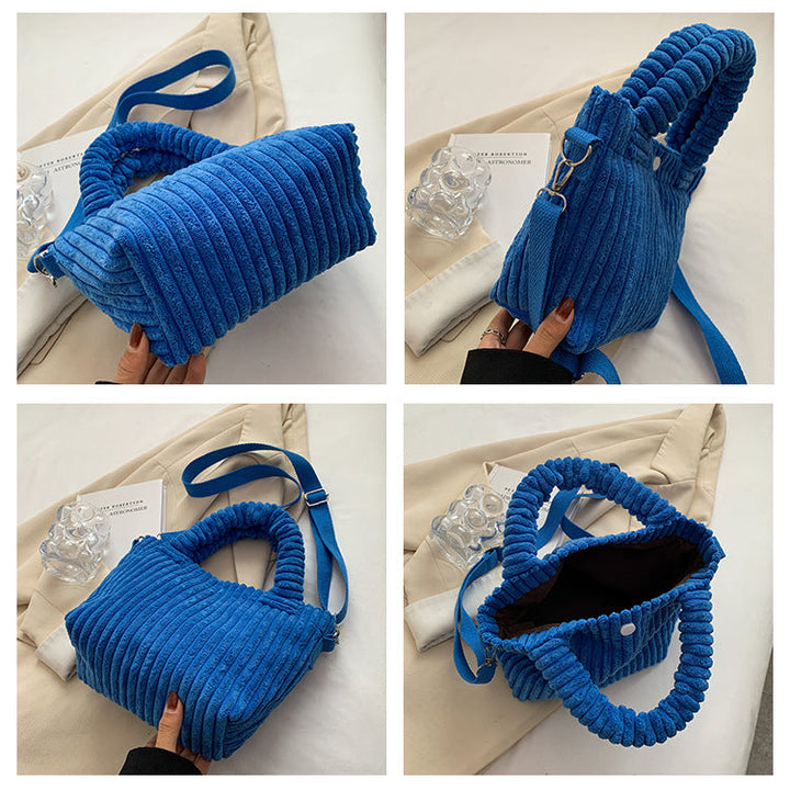 Accessoire élégant : sac bandoulière femme en velours côtelé, disponible en plusieurs coloris tendance.