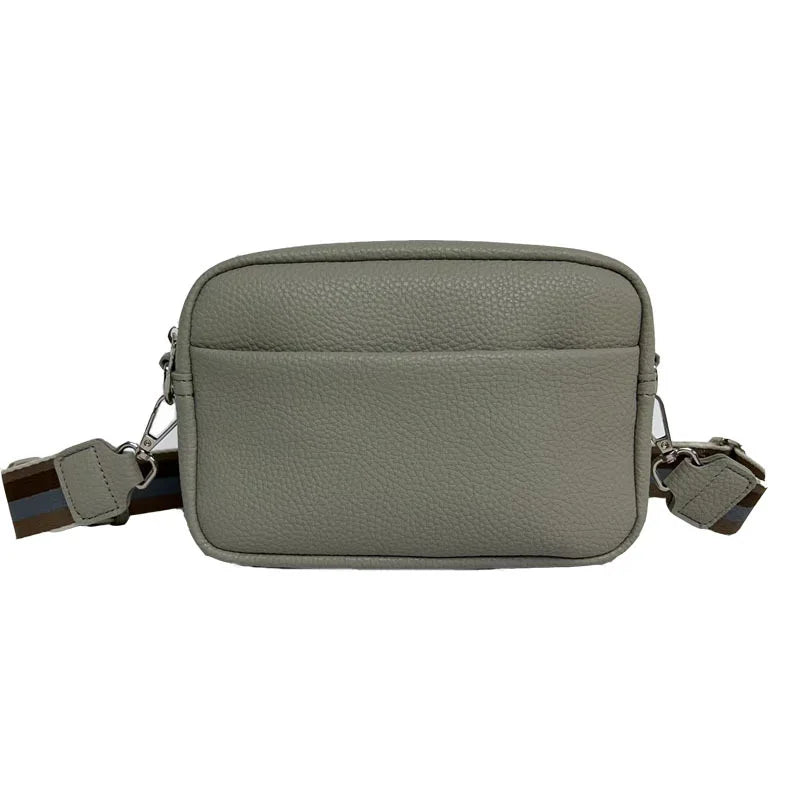 Sac bandoulière femme en cuir PU de qualité, sangle large ajustable pour un look élégant et durable.