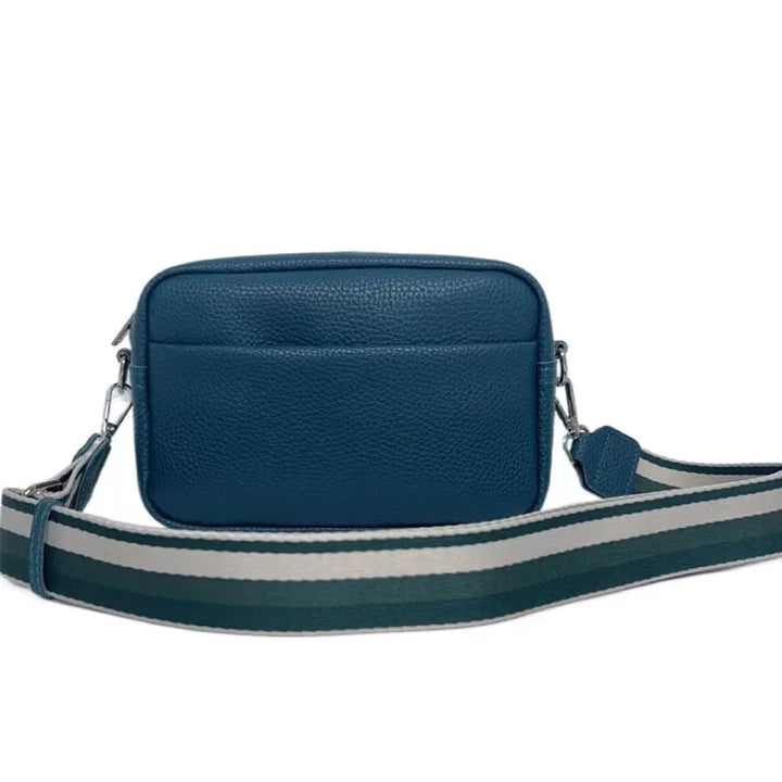 Sac bandoulière femme chic en cuir PU, sangle large réglable, accessoire mode intemporel.