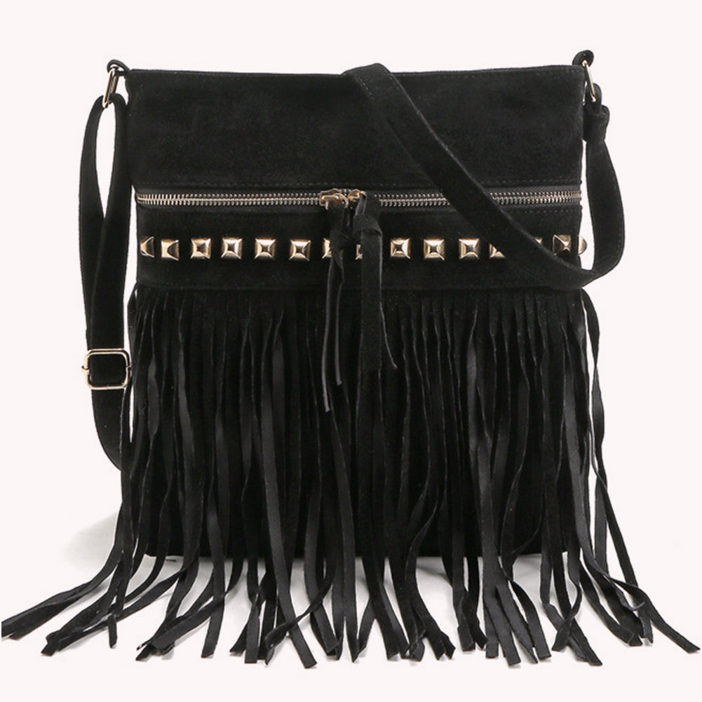 Sac bandoulière femme noir à franges style bohème, parfait accessoire rétro printemps