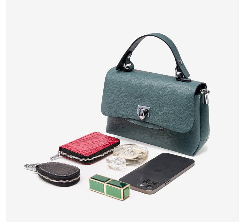 Sac bandoulière en cuir camel, sac femme décontracté mais élégant, parfait pour usage quotidien.