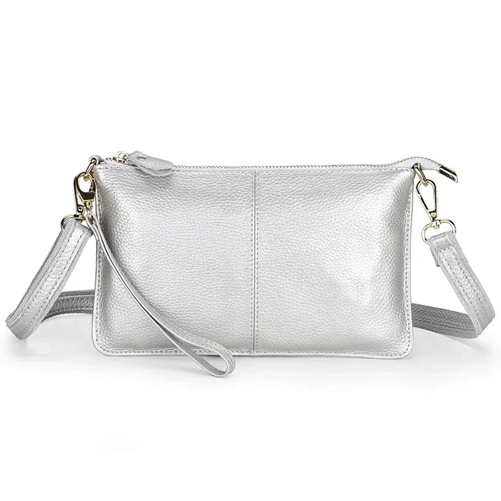Pochette bandoulière rectangulaire pour femmes, accessoire de mode pratique et chic.