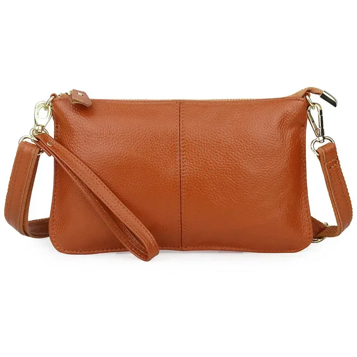 Sac bandoulière féminin, forme rectangulaire, pour une touche d'élégance au quotidien.