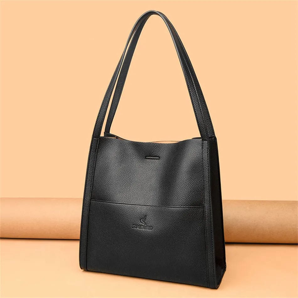 Sac à main femme Gabriela en cuir lisse, un tote bag chic et tendance pour toutes occasions.