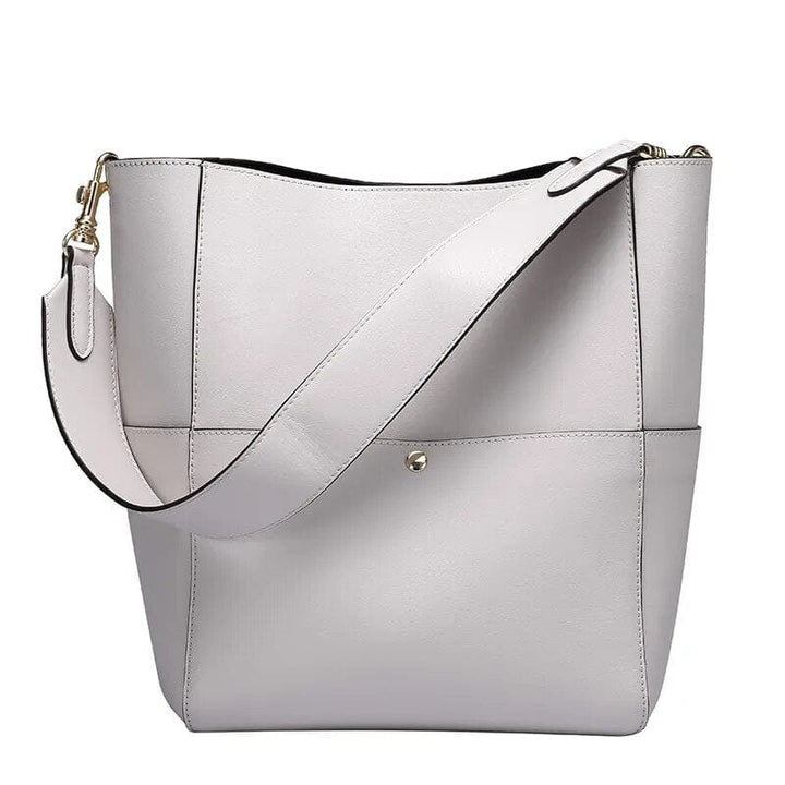Agatha, sac a main femme en cuir, vue de cote, elegance et capacite, tendance 2024