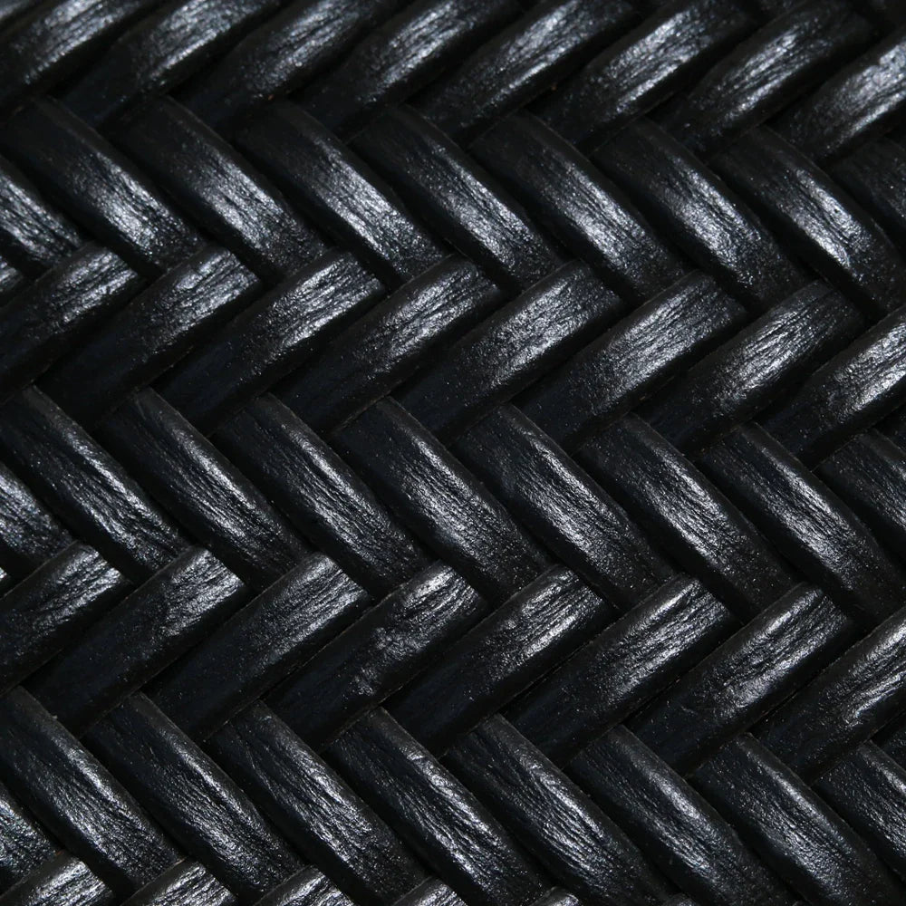 Sac cabas femme en cuir véritable tressé, accessoire de mode durable et de haute qualité.
