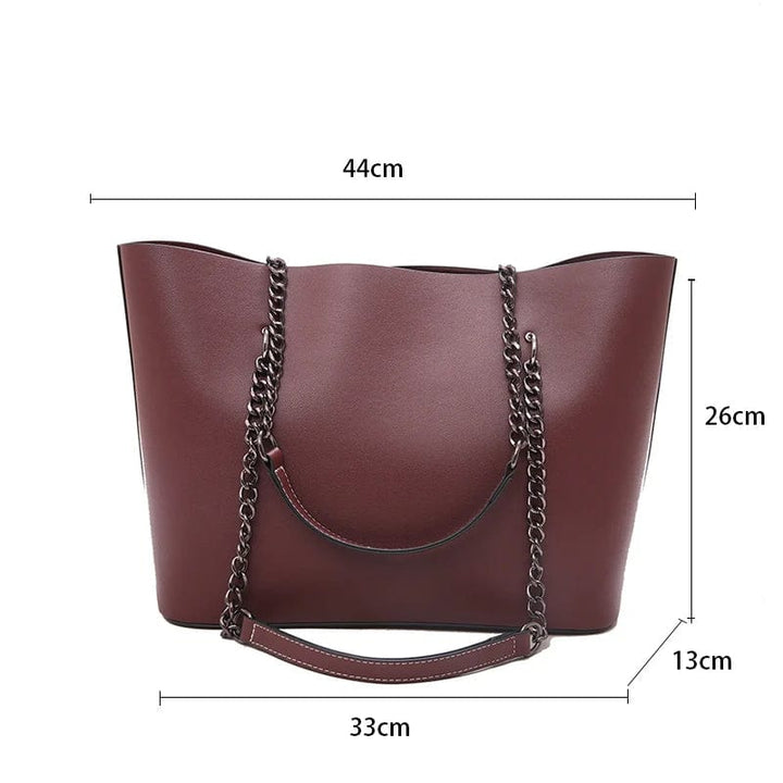 Gamme de couleurs pour le sac cabas femme en cuir vegan: marron, noir et rouge foncé, polyvalence assurée