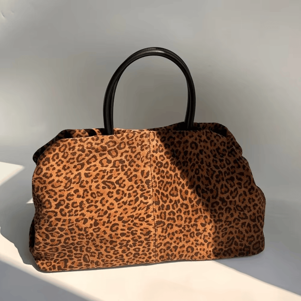 Sac cabas en daim femme, parfait pour le quotidien, alliant style et grand espace.