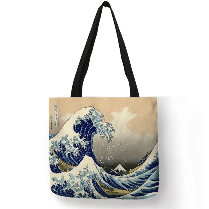 Sac cabas femme en toile avec l'œuvre 'La Grande Vague de Hokusai'. Tote bag mode féminin, art japonais.