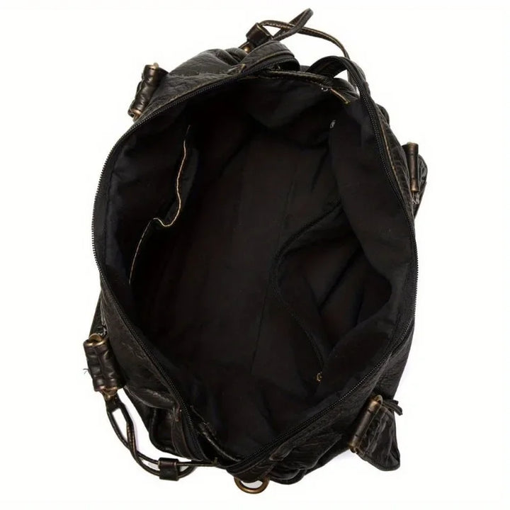 Sac mode cabas grand format en similicuir pour femme. Spacieux et chic, un indispensable de votre dressing.