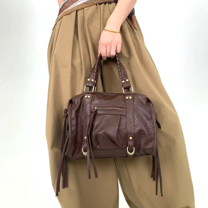Sac cabas élégant et polyvalent en cuir synthétique pour femme. Un accessoire mode intemporel et luxe.