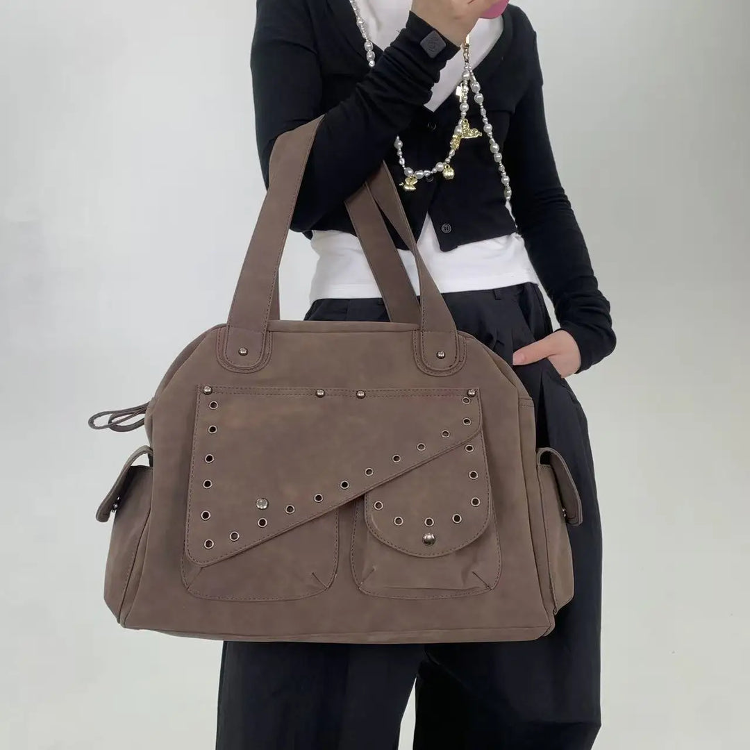 Sac cabas fourre-tout élégant pour femmes en suédine marron, idéal pour le quotidien.