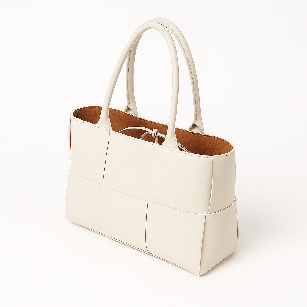 "sac cabas NOXA brun en cuir tressé élégant, design minimaliste pour femmes, parfait pour toute occasion, style urbain"