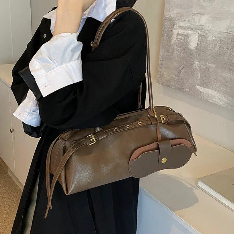 Sac à main cabas Dhalia noir chic pour femme, en similicuir, accessoire mode élégant et pratique.
