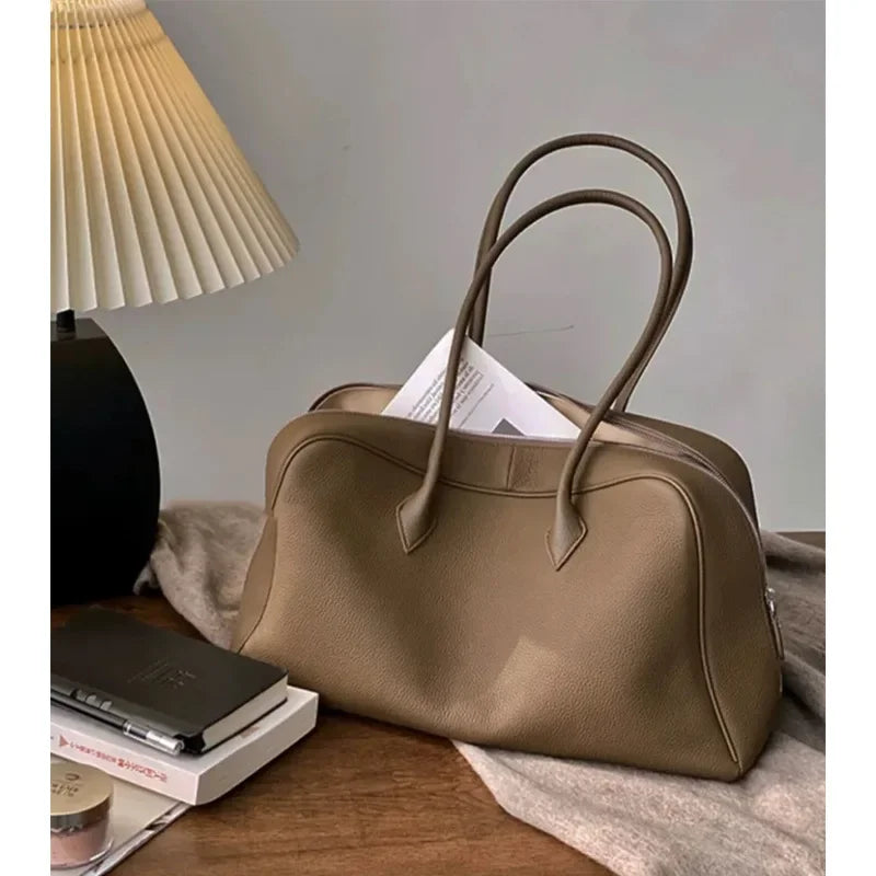 Sac à main cabas Sanza cuir grainé, style chic pour femme, grand et polyvalent, parfait pour le quotidien.