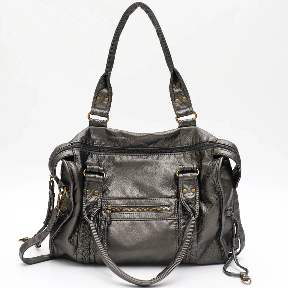 Sac de cours grand format en similicuir, design moderne pour femme active et scolaire.