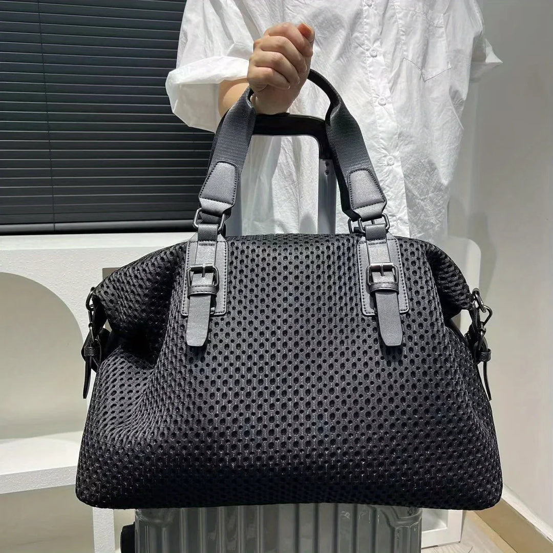 Sac fourre-tout femme noir en nylon, idéal pour cours, avec bandoulière, poches d'organisation et grande capacité.