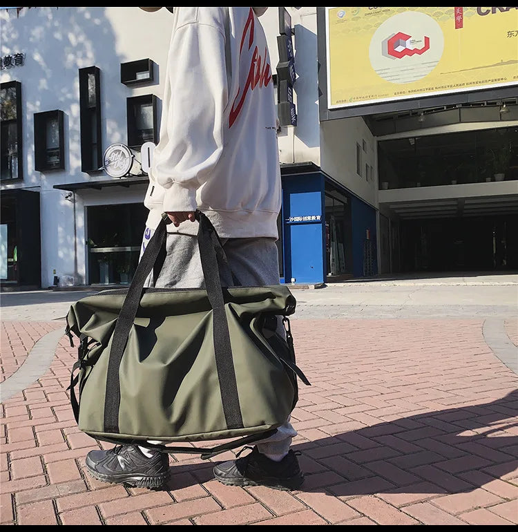 Sac de plage kaki imperméable, grand fourre-tout résistant pour femme, idéal voyage et été.